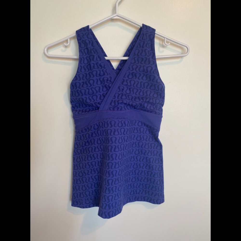 Lululemon v-neck tank